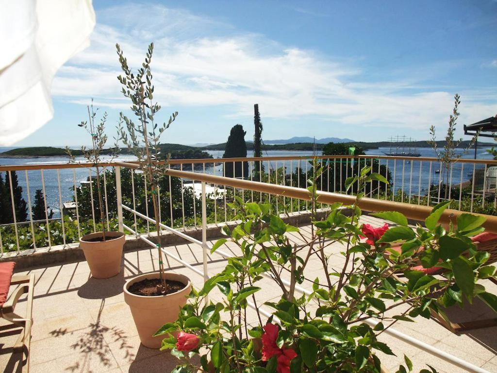 Rooms Vinka Tudor Hvar Town Kültér fotó